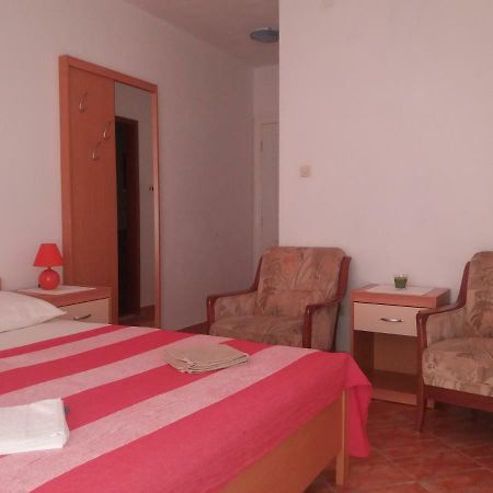 Apartments Erceg Omiš Екстериор снимка