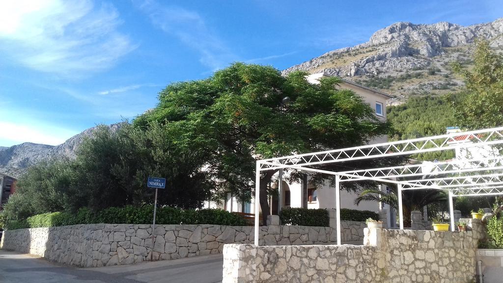 Apartments Erceg Omiš Екстериор снимка