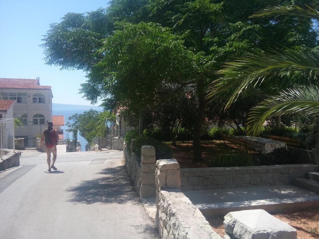 Apartments Erceg Omiš Екстериор снимка