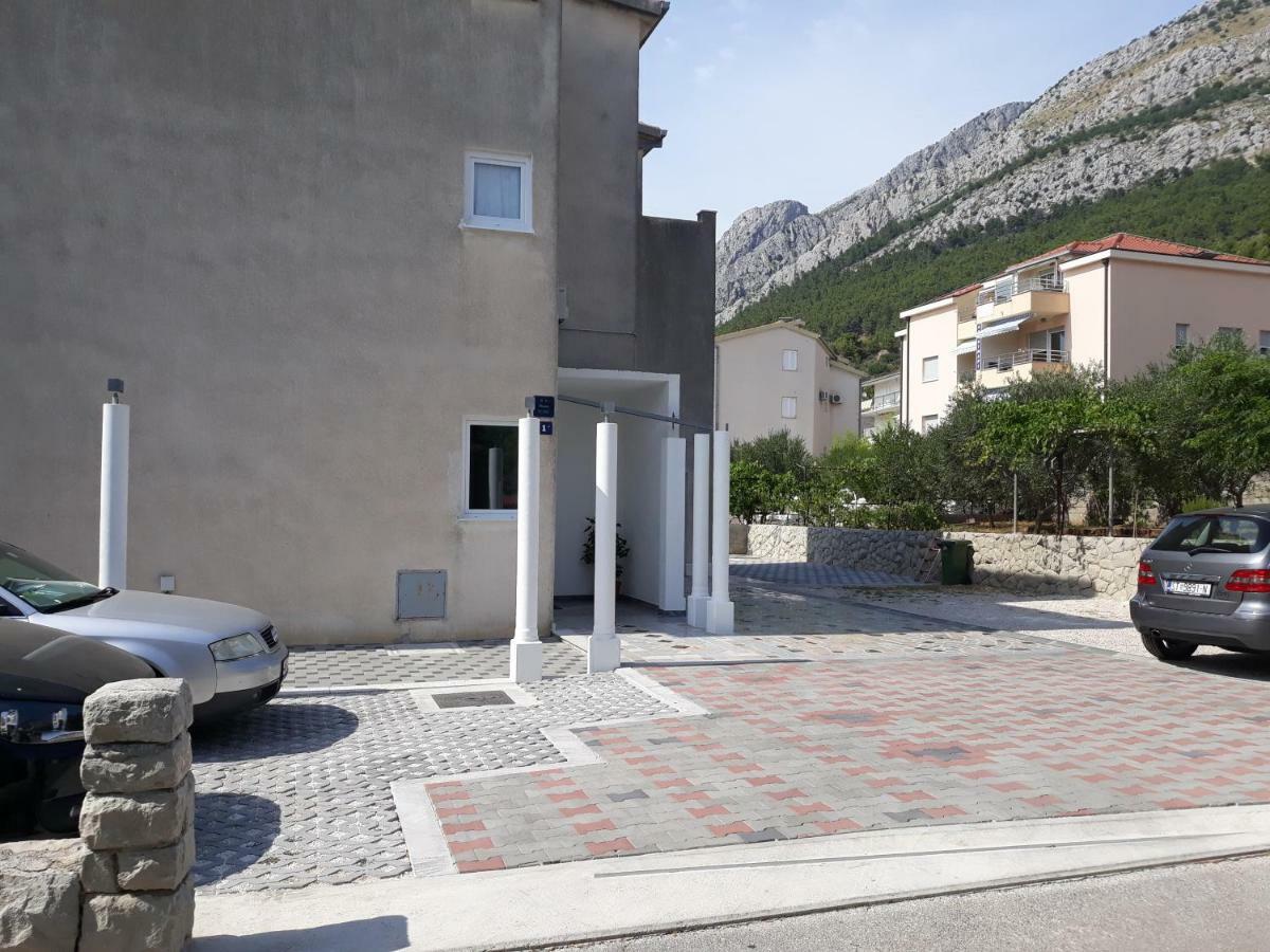 Apartments Erceg Omiš Екстериор снимка
