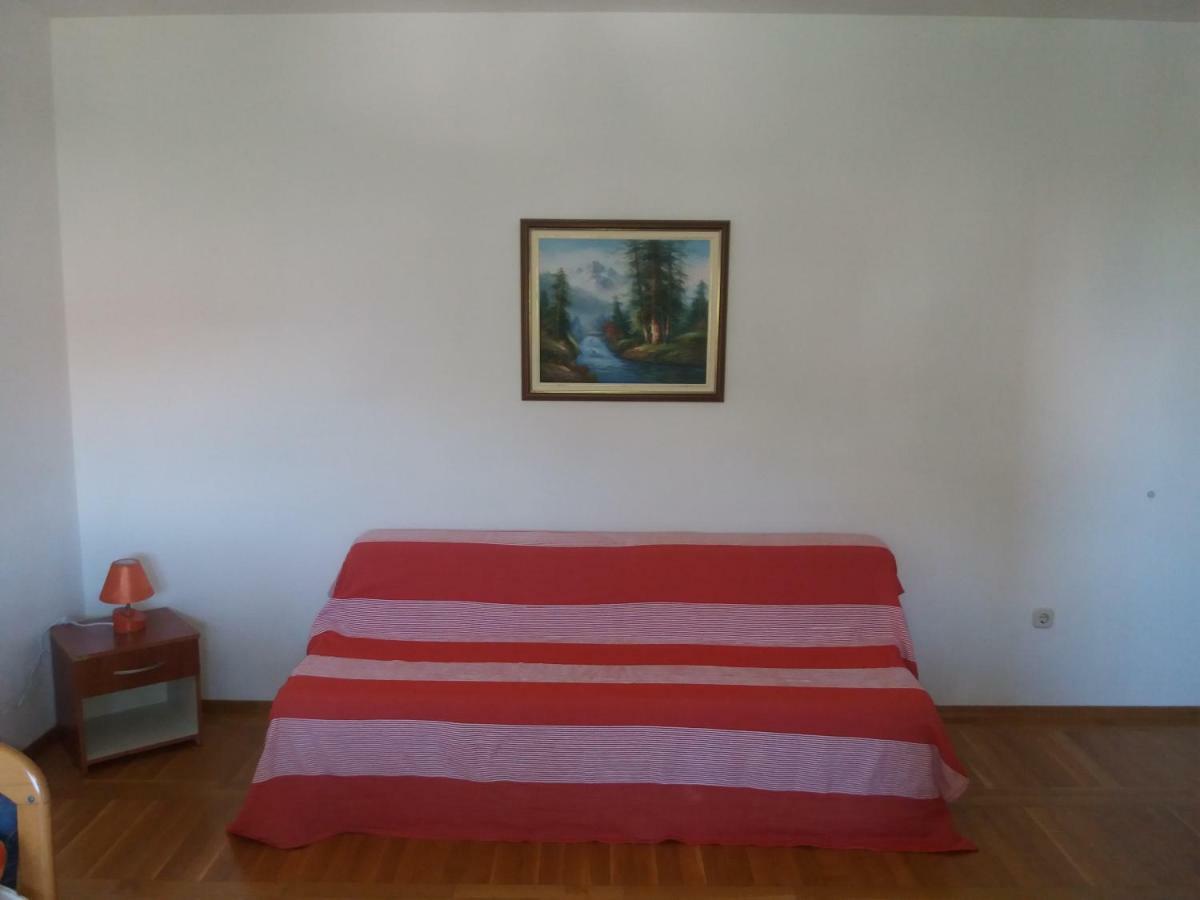 Apartments Erceg Omiš Екстериор снимка