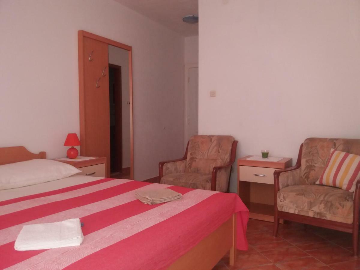 Apartments Erceg Omiš Екстериор снимка