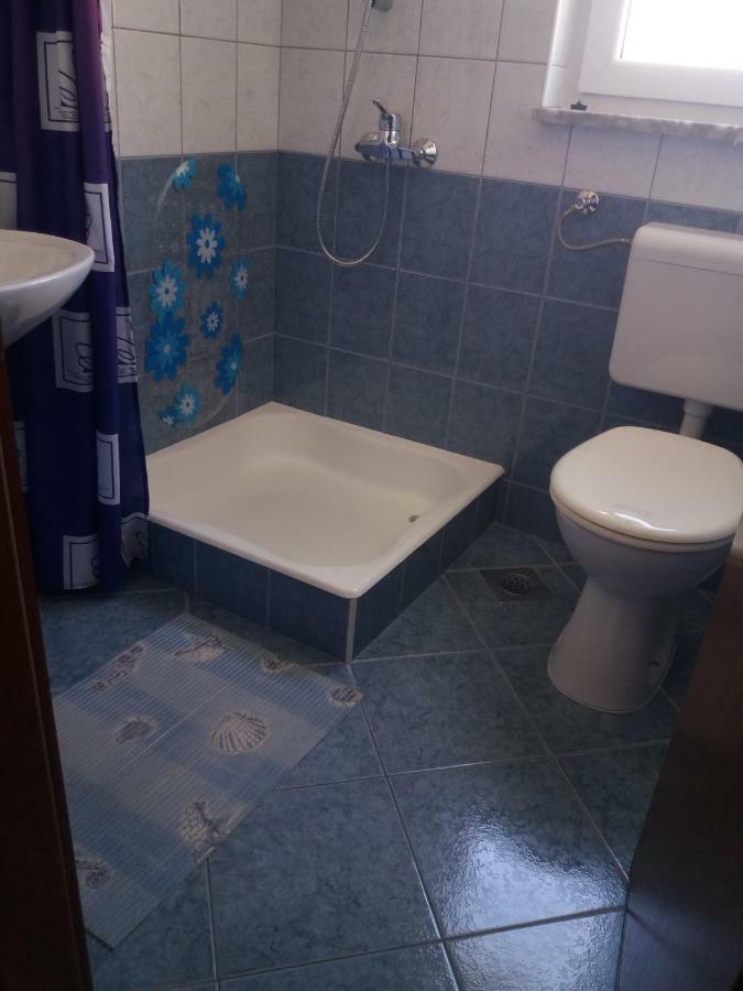 Apartments Erceg Omiš Екстериор снимка
